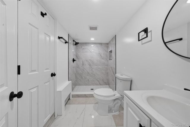 2202 Fire Avenue, Medford, NY 11763