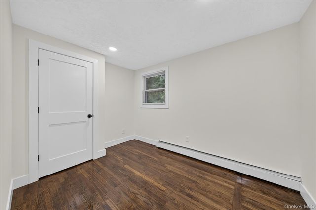2202 Fire Avenue, Medford, NY 11763