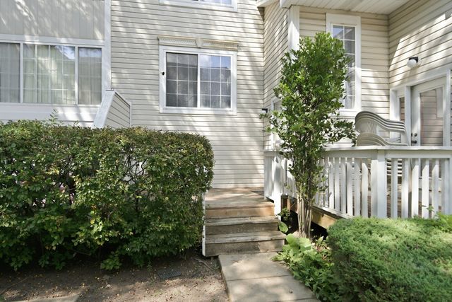 6374 Nugget Circle, Hanover Park, IL 60133