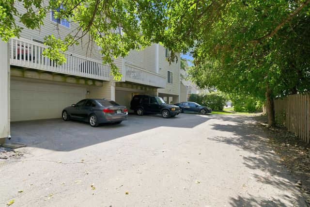 6374 Nugget Circle, Hanover Park, IL 60133