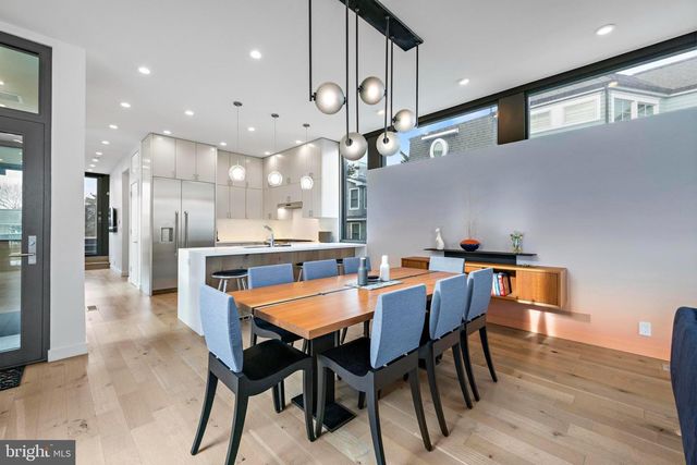 205 STRATFORD AVE, Beach Haven, NJ 08008