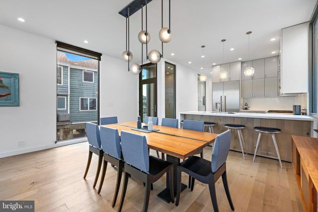 205 STRATFORD AVE, Beach Haven, NJ 08008