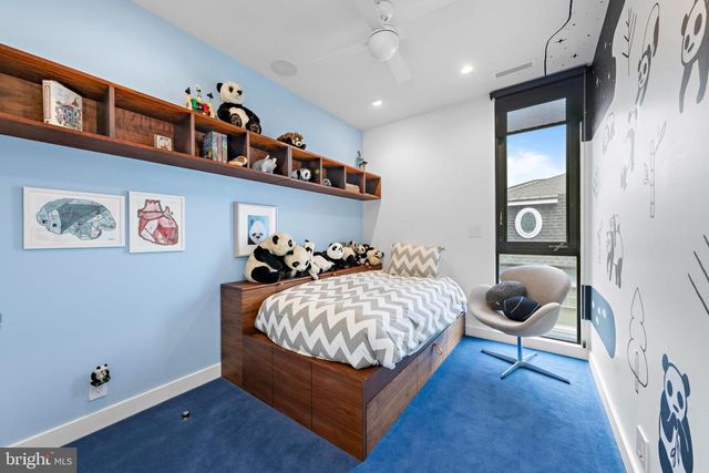 205 STRATFORD AVE, Beach Haven, NJ 08008