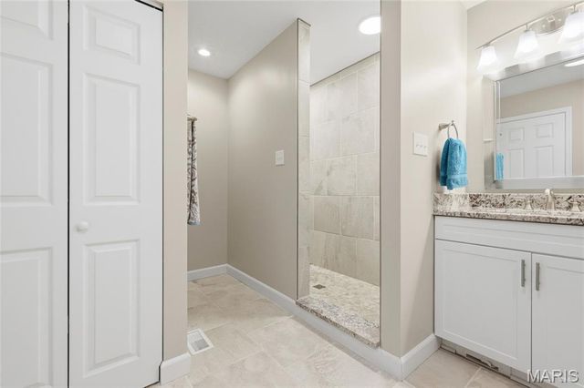 1482 Asterwood Court, Chesterfield, MO 63017