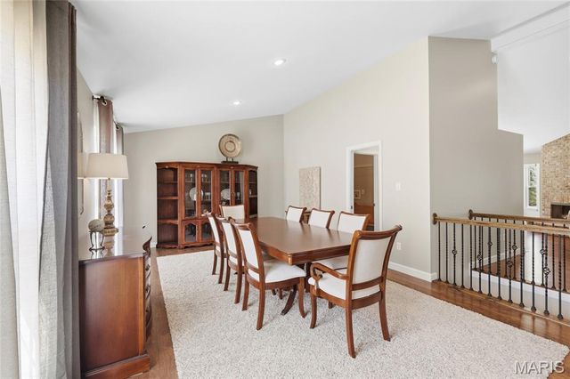 1482 Asterwood Court, Chesterfield, MO 63017