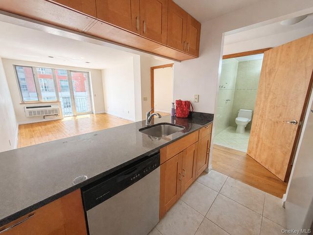 6314 Queens Boulevard 3E, Woodside, NY 11377
