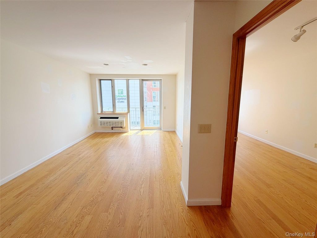 6314 Queens Boulevard 3E, Woodside, NY 11377 — photo 4