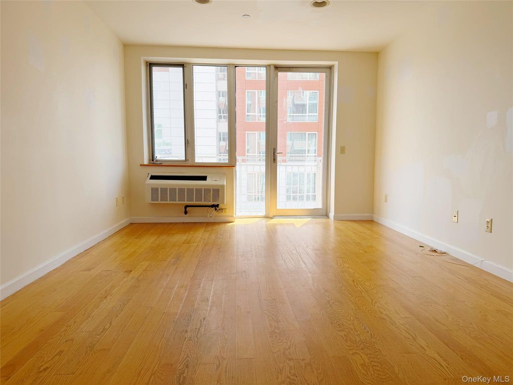 6314 Queens Boulevard 3E, Woodside, NY 11377 — photo 5