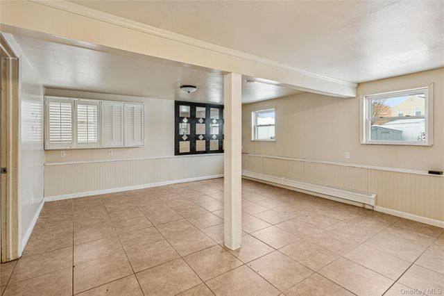 17 Marina Road, Island Park, NY 11558