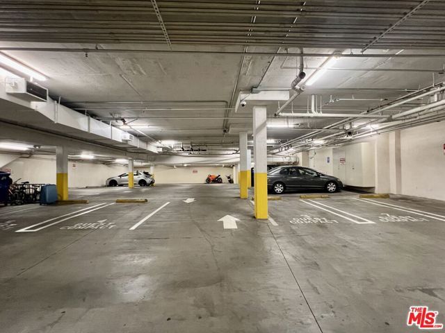 1353 N Fuller Avenue 3, Los Angeles, CA 90046