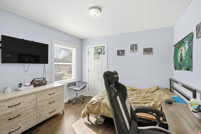 2868 W 85th Street, Chicago, IL 60652