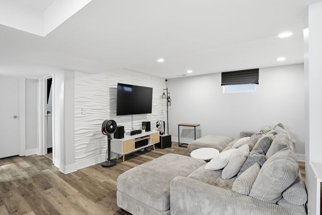 2868 W 85th Street, Chicago, IL 60652