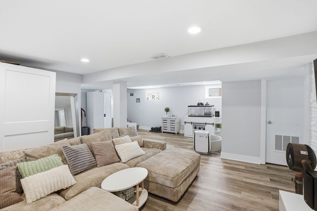 2868 W 85th Street, Chicago, IL 60652