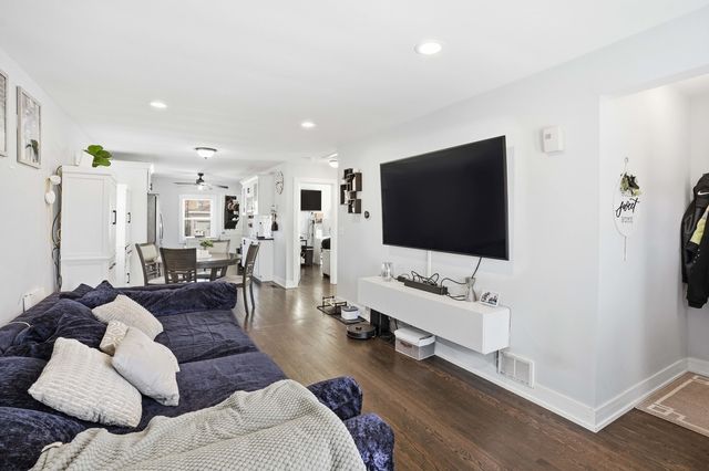 2868 W 85th Street, Chicago, IL 60652