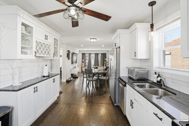 2868 W 85th Street, Chicago, IL 60652