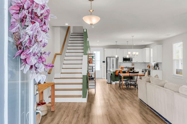 4604 Hammett Alley, North Charleston, SC 29405