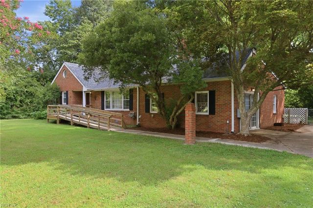 4905 Farrington DR, Virginia Beach, VA 23455
