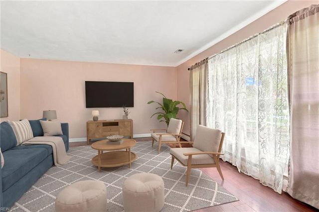 4905 Farrington DR, Virginia Beach, VA 23455