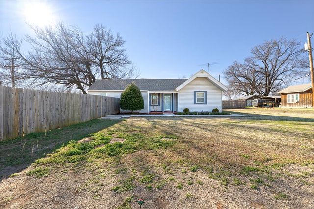 825 S 3rd Avenue, Purcell, OK 73080