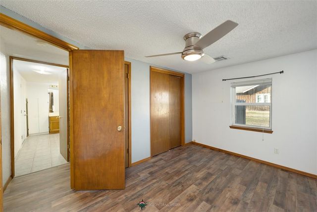 825 S 3rd Avenue, Purcell, OK 73080