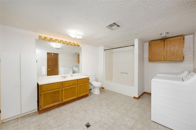 825 S 3rd Avenue, Purcell, OK 73080