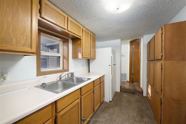 825 S 3rd Avenue, Purcell, OK 73080