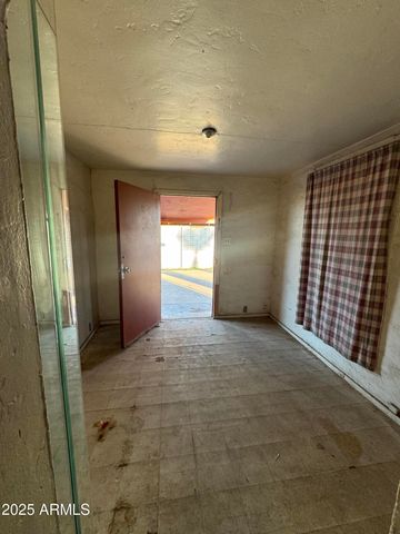 2230 E TAYLOR Street, Phoenix, AZ 85006