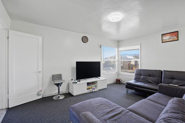 3224 Sacramento St., Berkeley, CA 94702