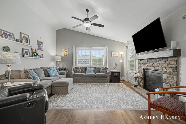 163 Dogwood Drive Ne, Rockford City, MI 49341