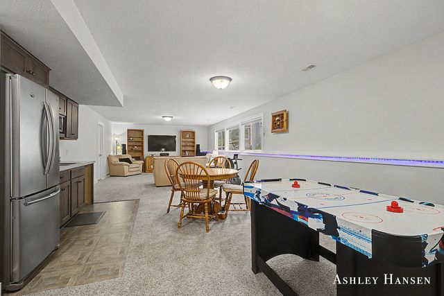 163 Dogwood Drive Ne, Rockford City, MI 49341