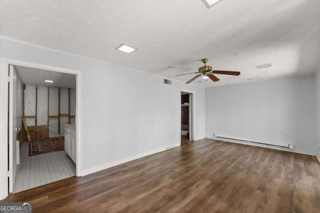 6500 Gaines Ferry Unit H9, Flowery Branch, GA 30542