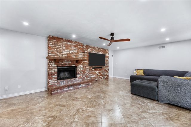 34657 Violan, Acton, CA 93510