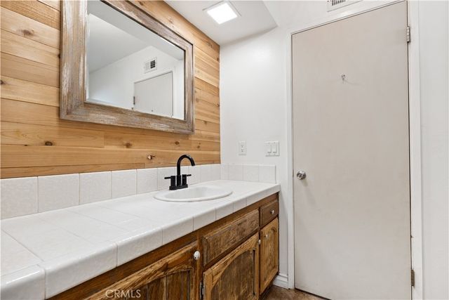 34657 Violan, Acton, CA 93510