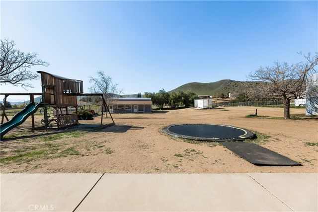 34657 Violan, Acton, CA 93510