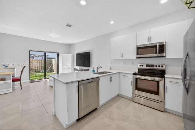 13410 SW 286th St, Homestead, FL 33033