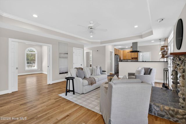 136 S Belvedere Drive, Hampstead, NC 28443