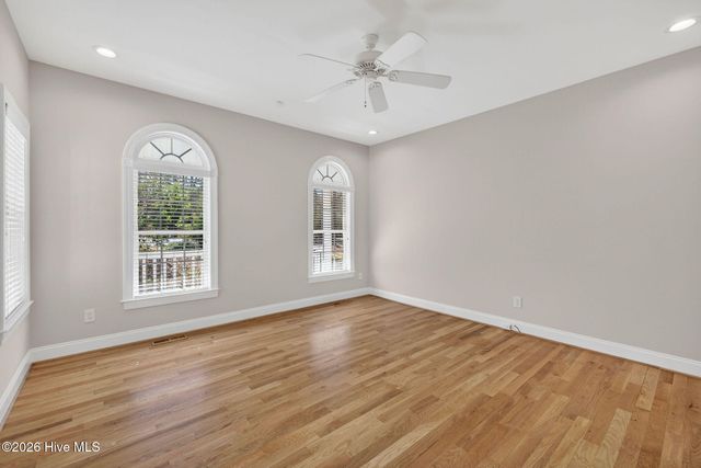 136 S Belvedere Drive, Hampstead, NC 28443