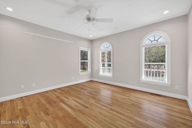 136 S Belvedere Drive, Hampstead, NC 28443