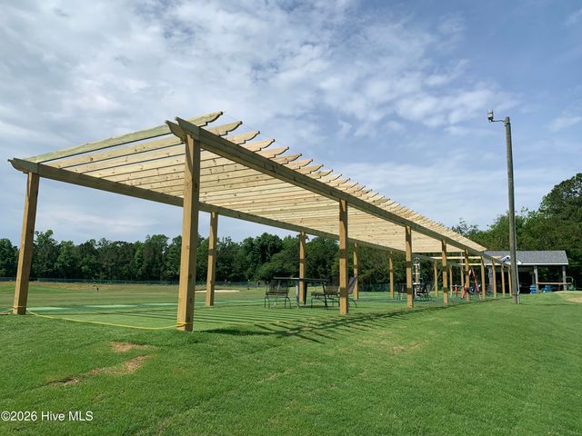 136 S Belvedere Drive, Hampstead, NC 28443