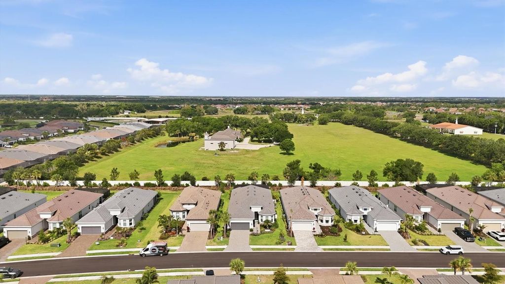 Image 50 of property listing at 3571 SANTA CATERINA BOULEVARD, Bradenton, FL 34211