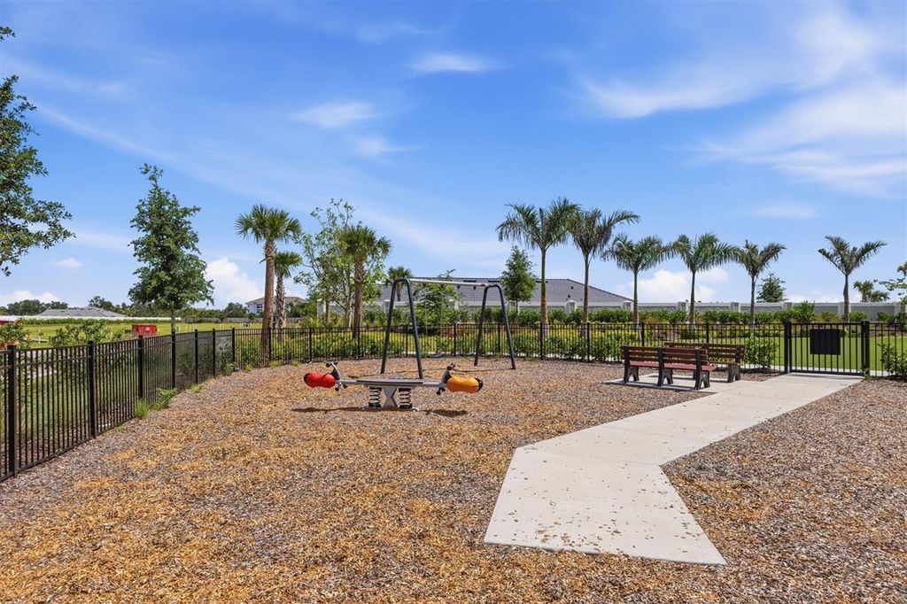 Image 87 of property listing at 3571 SANTA CATERINA BOULEVARD, Bradenton, FL 34211
