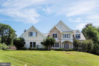 710 PARRISH FARM LN, Great Falls, VA 22066
