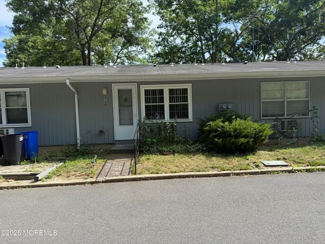 474D Thornbury Court, Lakewood, NJ 08701