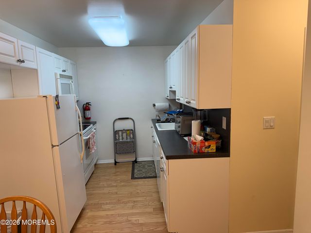 474D Thornbury Court, Lakewood, NJ 08701