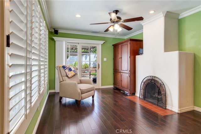1049 El Mirador, Fullerton, CA 92835