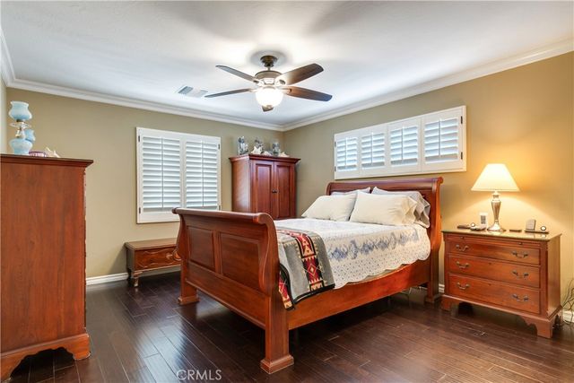 1049 El Mirador, Fullerton, CA 92835