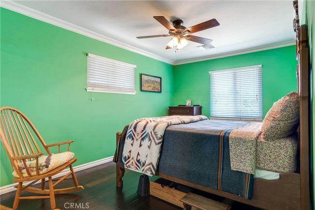 1049 El Mirador, Fullerton, CA 92835