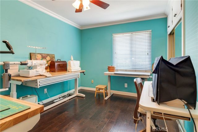 1049 El Mirador, Fullerton, CA 92835