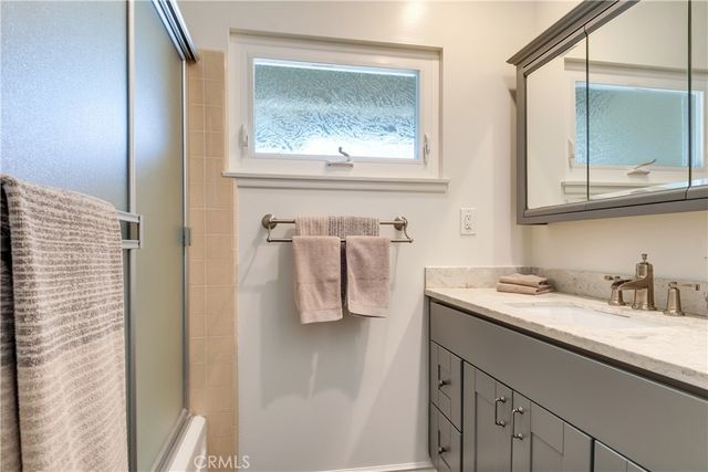 1049 El Mirador, Fullerton, CA 92835
