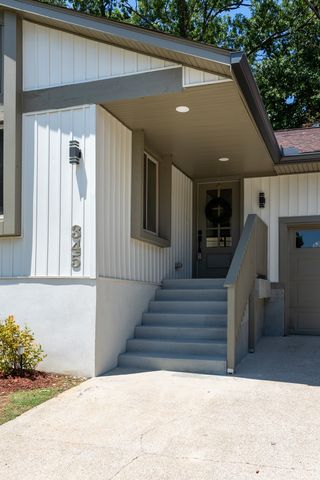 345 Cedarmont Dr, Nashville, TN 37211
